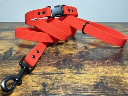 Hexa set červený, černé kování