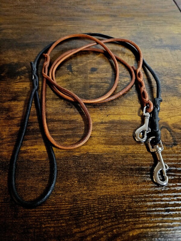 Kožená proplétaná šňůra - vodítko