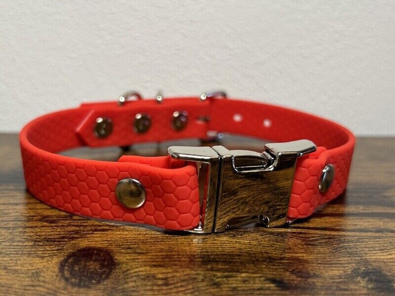 Hexa obojek s trojzubcem červený