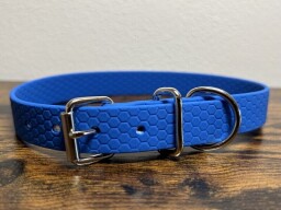 Obojek s přeskou - černé kování