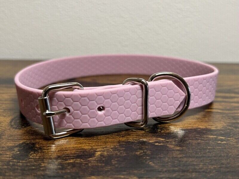 Obojek s přeskou - staromosazné kování