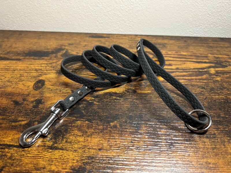 HEXA vodítko černé